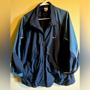 Mens Nike lightweight jacket size XL